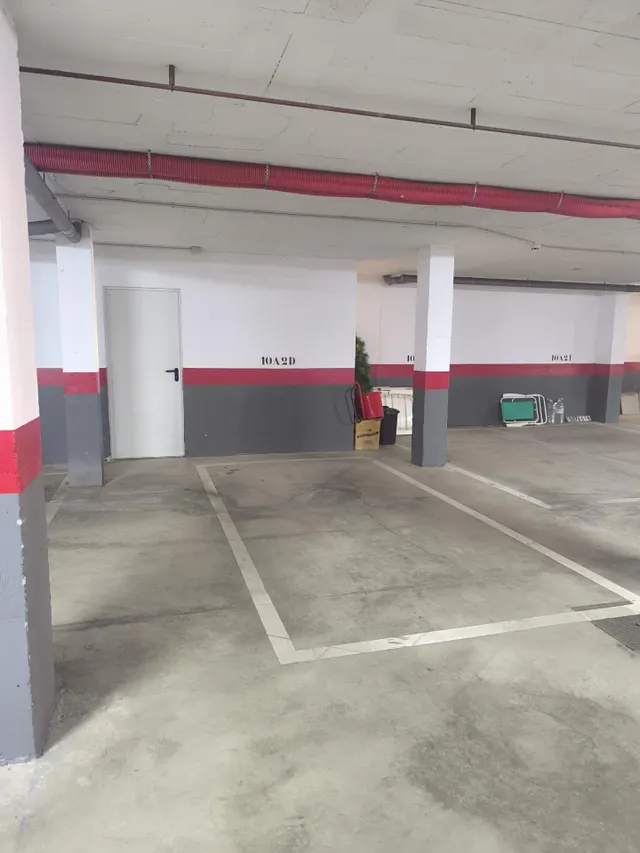 Calahonda - Piso 2 Dormitorios, Garaje, 4 Piscinas — 40