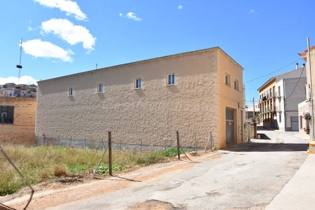 Nave industrial 434m² en venta - Horta de sant joan - foto 2