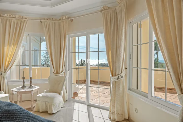 Chalet 4 habitaciones 571m² en venta - Marbella — 45