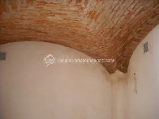 Local comercial 30m² en alquiler - PARTE ANTIGUA - foto 3