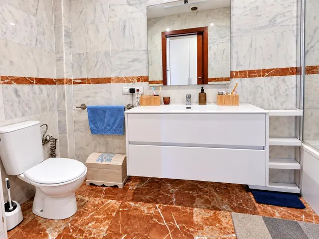 Espectacular ático de 4 habitaciones con amplia terraza, ascensor y garaje privado — 14