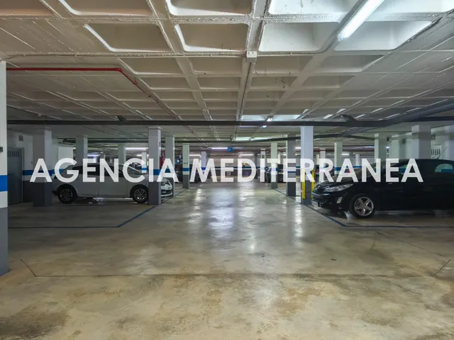 Plaza de Garaje Doble + Trastero Grande en Edificio Solymar - La Pobla de Farnals — 5