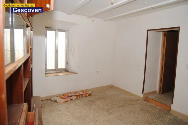 VIVIENDA CÉNTRICA CON AMPLIAS POSIBILIDADES — 11