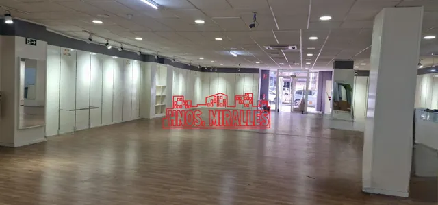 ¡¡MAGNIFICO LOCAL, AMPLIO Y DIAFANO EN ZONA CONCURRIDA DE ELCHE!! — 11