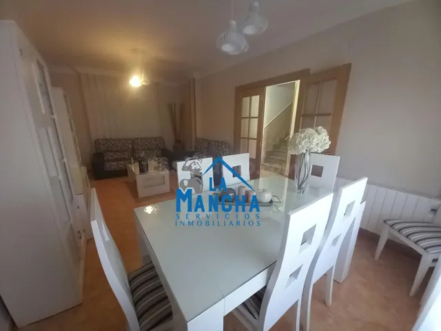 *155.000€* inmobiliaria la mancha vende adosado en Barrax (Albacete). — 4