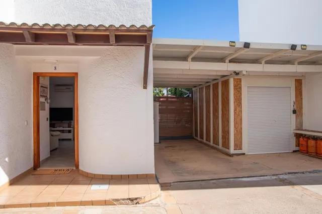 Encantadora vivienda unifamiliar con patio privado, piscina y vistas al mar en Cala Millor. — 45