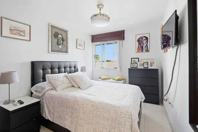 Casa-Chalet en Venta en Arroyo De La Miel Málaga — 14