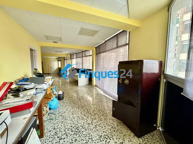 Local Economico en Alquiler — 22
