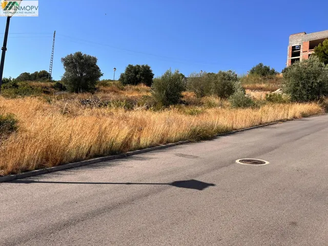Inmobiliaria Pías Valencia ofrece a la venta PARCELA URBANA 