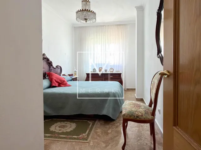 PISO EN VENTA EN EL CENTRO DE ALBACETE — 24