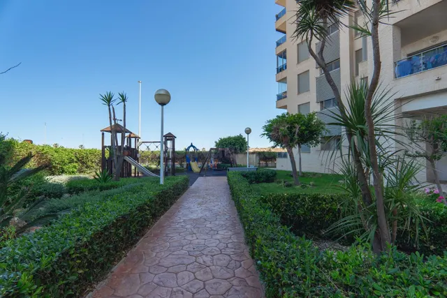 Apartamento 3 habitaciones en venta - puerto deportivo — 2