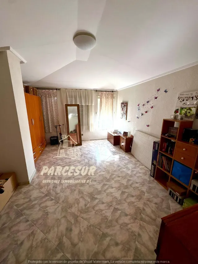 Chalet independiente en El Alcaide: espacio, comodidad y vida al aire libre — 17