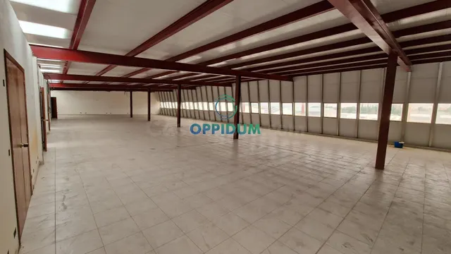 Venta Nave en Pocomaco, A Coruña, con 2.029 m2, 3 plantas - foto 2