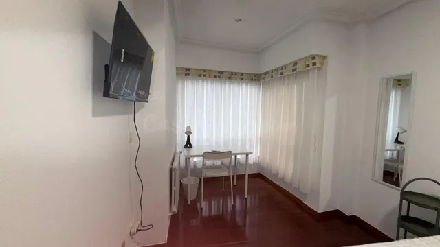 MARAVILLOSO PISO DE ALQUILER POR TEMPORADA EN PLENO CENTRO D - foto 2