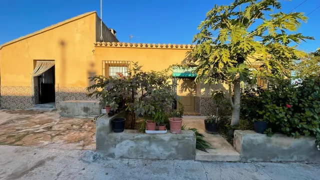 CASA DE CAMPO CON GRAN PARCELA Y HUERTO EN EL MINGRANO (CART