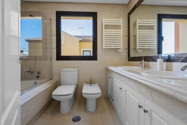 Villa 4 habitaciones 276m² en venta - Valle Romano Golf — 10