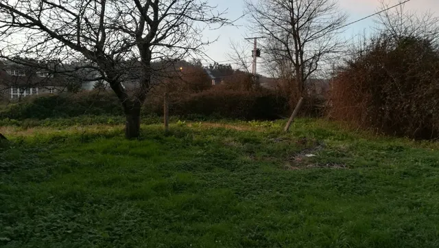 TERRENO Y EDIFICIO EN VENTA — 21