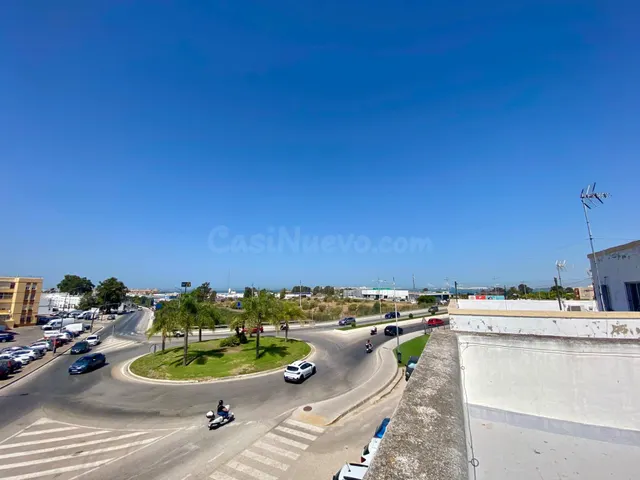 Vivienda amplia con patio-jardín, 5 habitaciones y trastero — 22