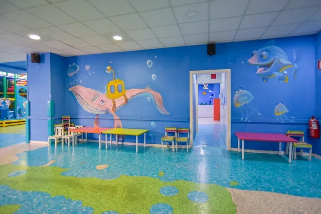 AMPLIO LOCAL COMERCIAL A 50 METROS DEL MAR MENOR | LO PAGÁN — 18