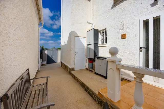 Chalet con parking, piscina, solarium y vistas despejadas! — 25