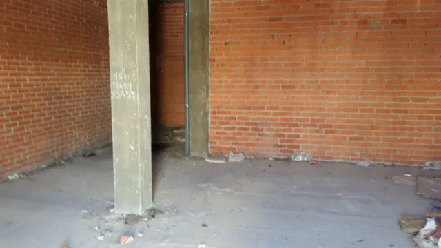 ALQUILER DE LOCAL EN PLAZA ESPRONCEDA — 10