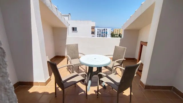 Ático dúplex con vistas panorámicas en benamádena — 42