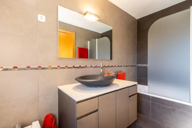 Espectacular Casa en Castellar del Vallès — 45