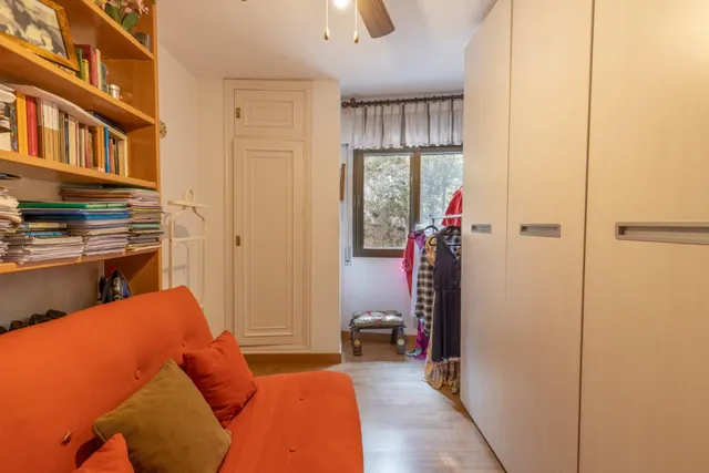 Exclusivo piso señorial con terraza en el Paseo del Salón (Cuesta de Escoriaza), con cochera y trastero. — 39
