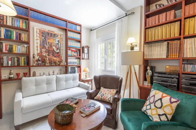 Chalet pareado con piscina, jardín y bonitas vistas a Granada en La Zubia — 12