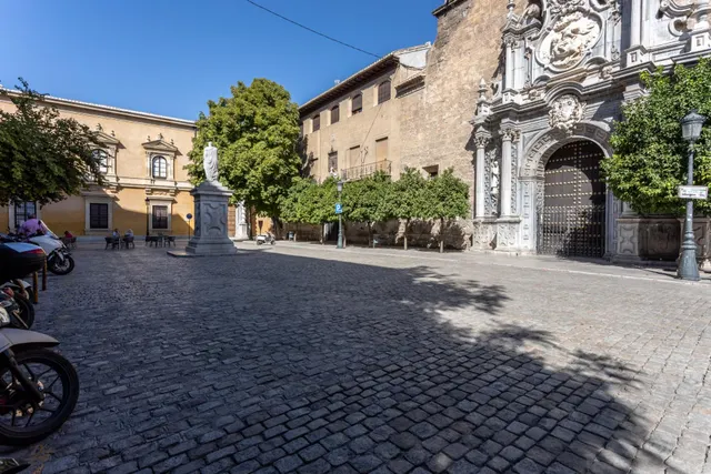 Piso con licencia turística en pleno centro de Granada — 36