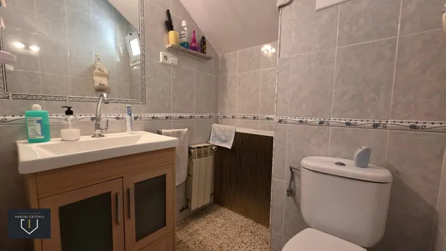 Casa independiente con doble terreno en niagara park, Tordera — 6