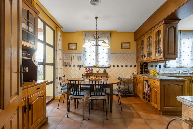 Villa 6 habitaciones 728m² en venta - La veleta — 30