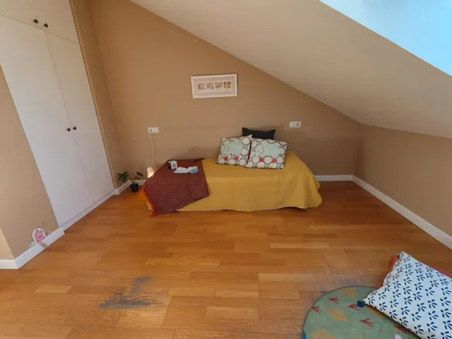 ENAMORATE A UN PESTAÑEO ¡Tu nuevo hogar en Villaobispo te está esperando! ✨ — 32