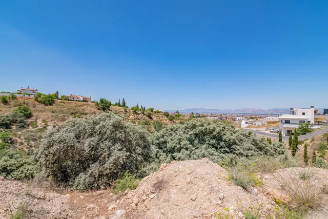 Terreno en La Zubia — 24