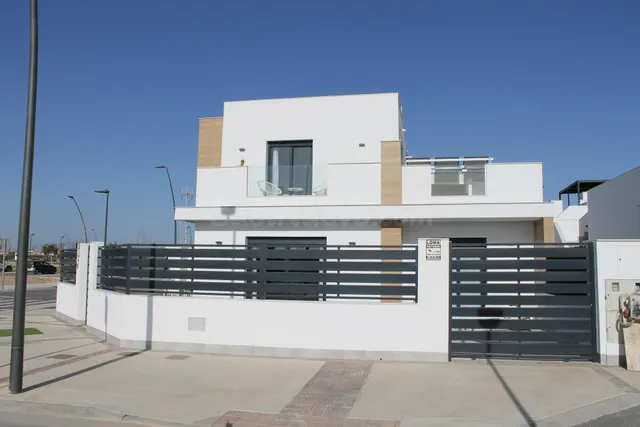 Viviendas nuevas en Roldán – diseño, eficiencia y vida al so - foto 4