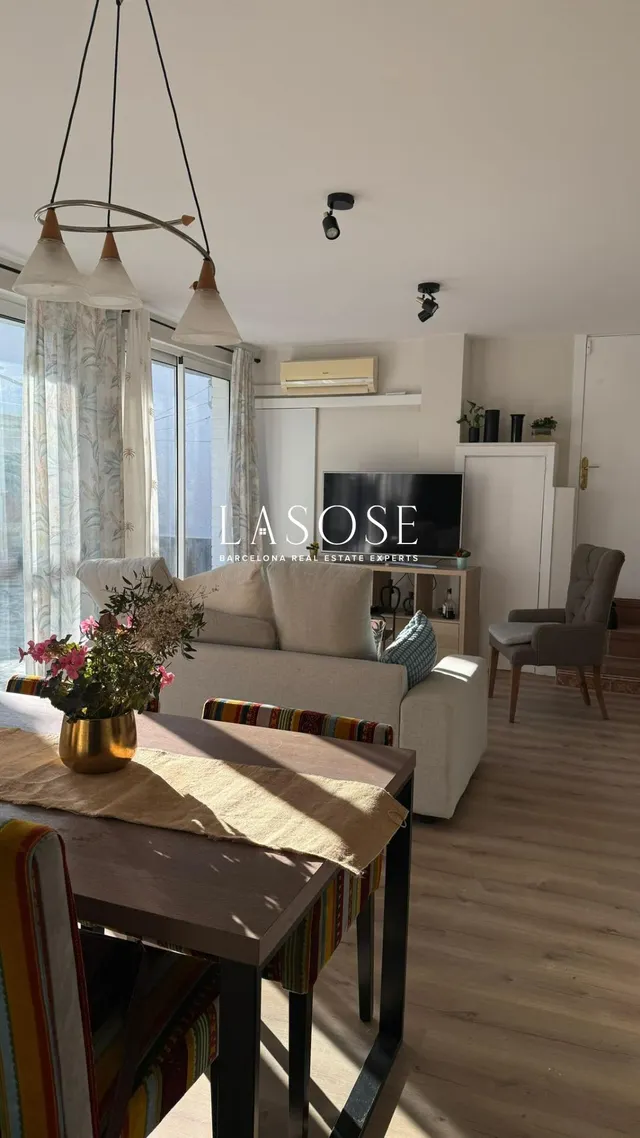 Espectacular piso amueblado con terraza privada en alquiler vacacional en La Collada — 20