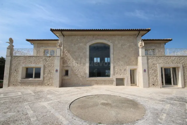Espectacular casa de piedra en lo alto de la montaña con imp - foto 5