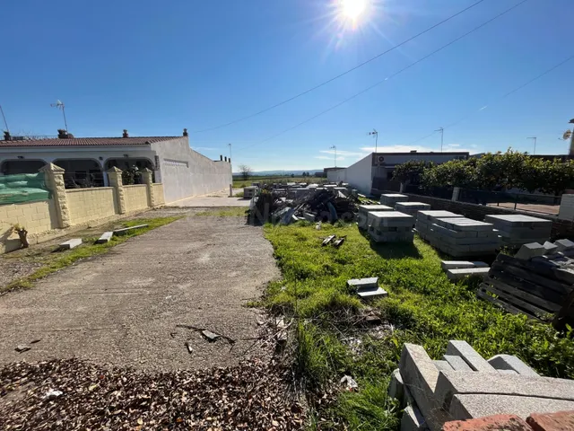 PARCELA URBANA PARA HACER EL HOGAR QUE DESEA - foto 2