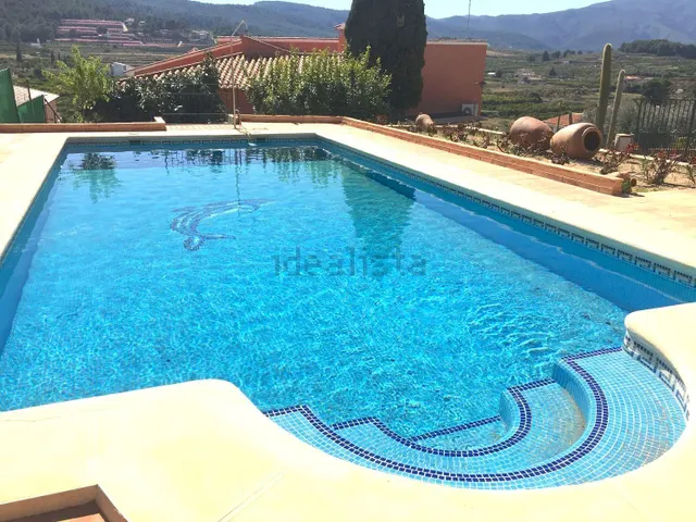 CHALET CON PISCINA Y PARCELA DE 1560 M2 A 10 KM PLAYAS — 27