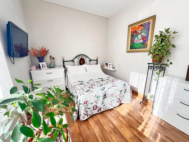 Piso reformado en venta situado en el Passeig dels Guíxols — 12