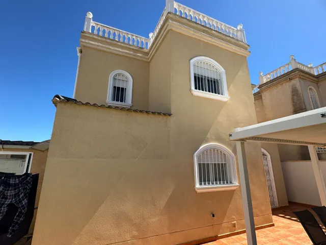 Villa 3 habitaciones 86m² en venta - Parque las naciones — 39