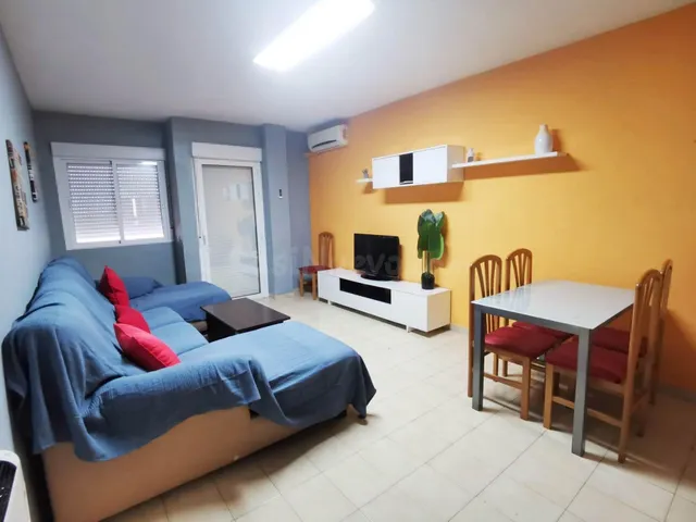 Amplio Piso en Alquiler en el Centro de Cáceres - Ideal para