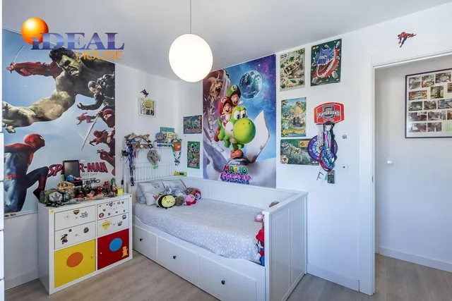PISO REFORMADO CON VISTAS PANORÁMICAS A UN PASO DEL CENTRO DE GRANADA — 28