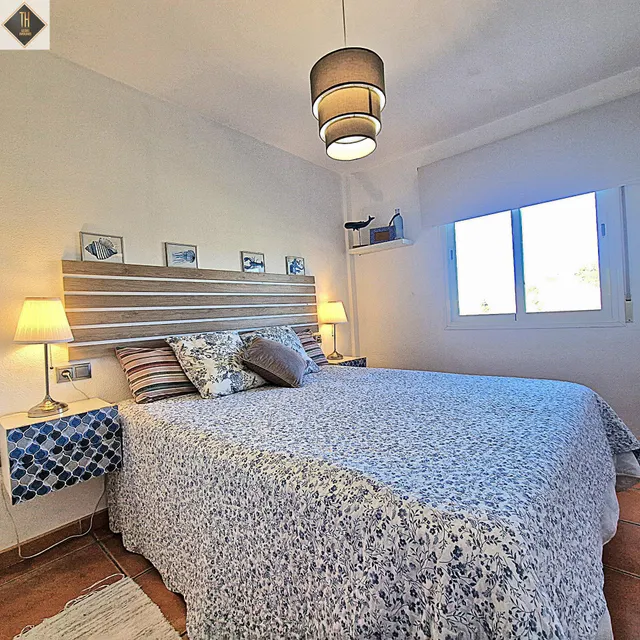 Ático con gran solarium y  vistas al mar. — 27