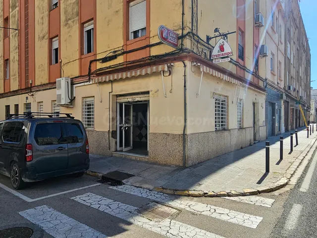 Local Comercial en Oliva - foto 4
