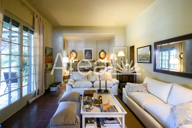 Elegante casa señorial cerca del pueblo y del golf — 6