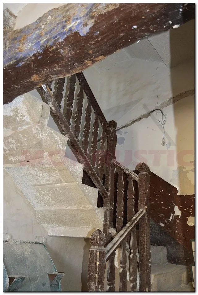 CASA DE PIEDRA ESQUINERA DE 257 M2 PRCTICAMNTE REFORMADA DE PIEDRA, 3 DORMITORIOS SUITES. — 16