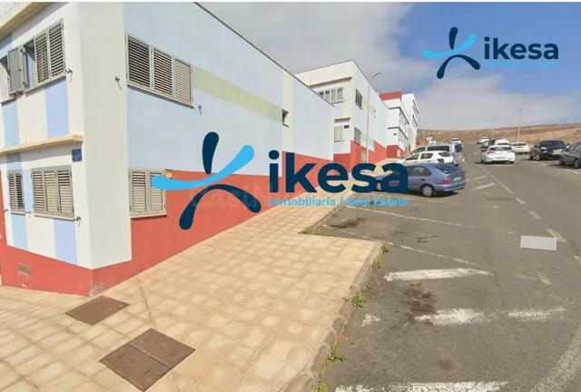 Venta de 2 Locales + Trastero en Plaza Ud.Ejecucion Ues Nº 2