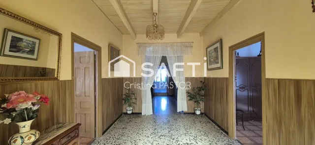 Casa de planta baja y gran patio en Villarrabines — 2