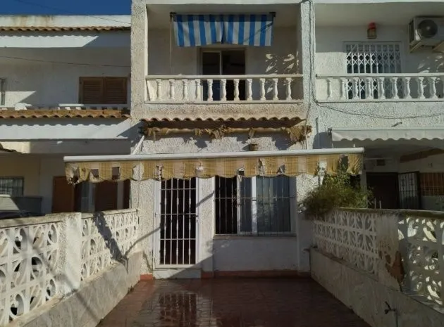 Venta  en Torrevieja (Situación Especial) — 16